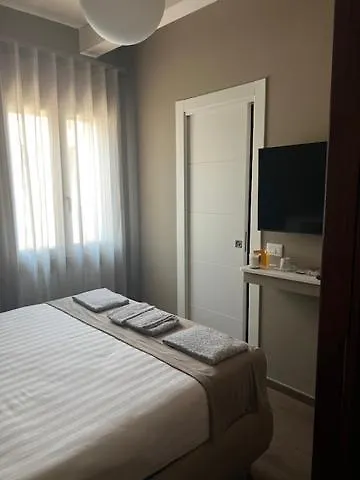 Magno לינה וארוחת בוקר 4*