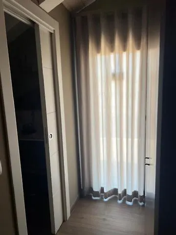 לינה וארוחת בוקר Magno 4*