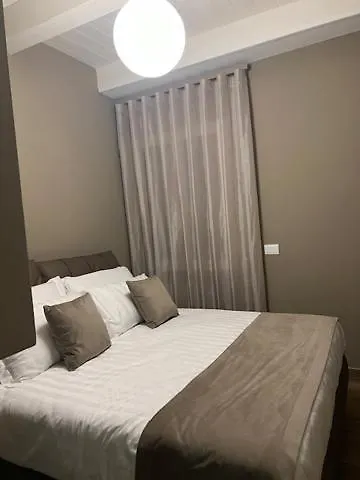 住宿加早餐酒店 Magno 3*